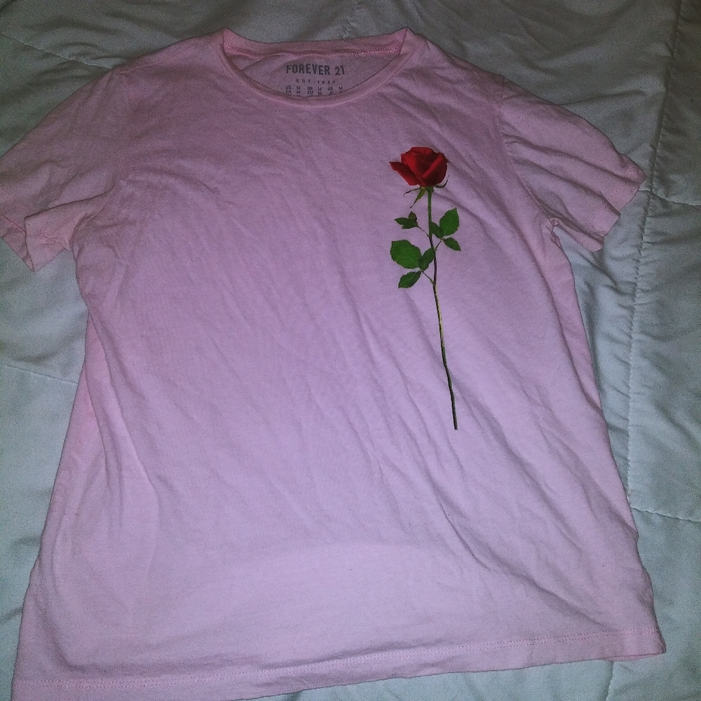 Forever21 pink rose tee M